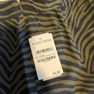 Bp new small zebra skirt